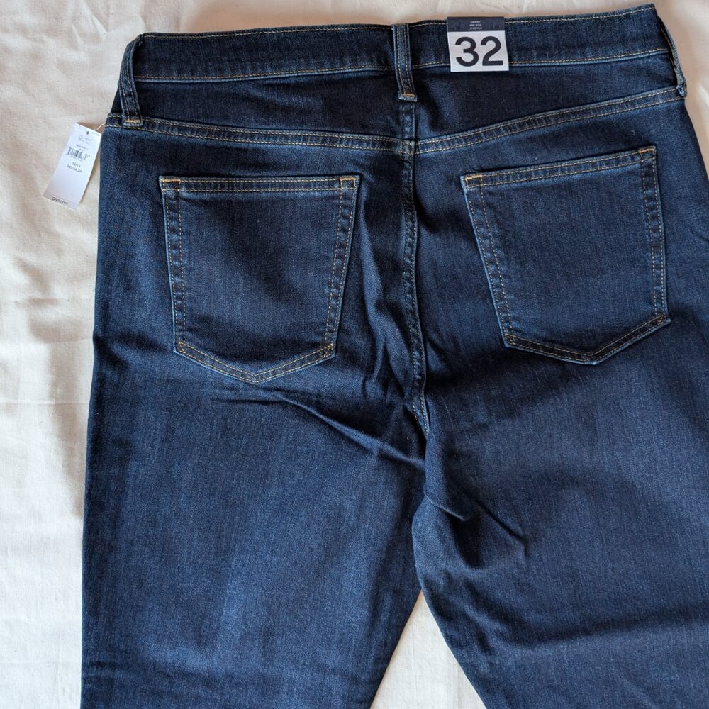 GAP NWT Mid Rise True Skinny Jeans With Washwell™ - Picture 4 of 6